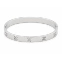 Pulsera  rígida de diseño elegante con delicados detalles tipo trébol efecto cristal.