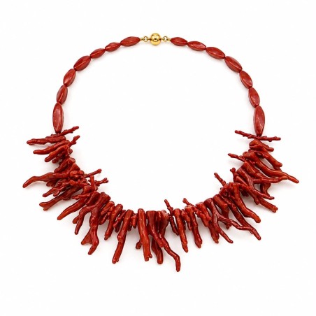 Collar de inspiración mediterránea con espectacular diseño efecto coral que aporta fuerza, personalidad y sofisticación.