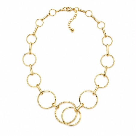 Collar de diseño contemporáneo compuesto por eslabones circulares de distintos tamaños.