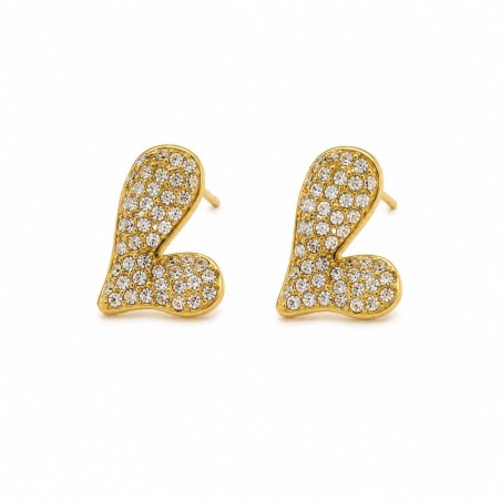 Pendientes en forma de corazón con pavé de circonitas que aportan un brillo sofisticado y elegante.