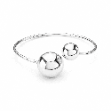 Brazalete minimalista de diseño moderno con doble esfera metálica pulida color plata