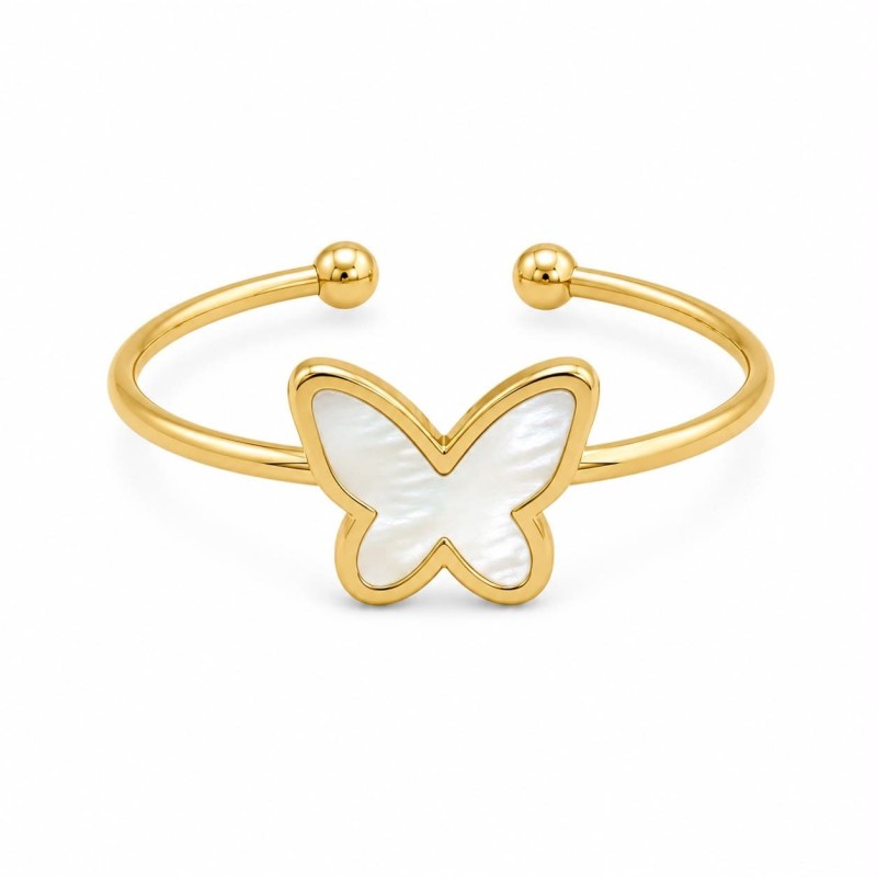 Anillo de diseño elegante y delicado que captura la belleza de una mariposa en una versión sofisticada y contemporánea.
