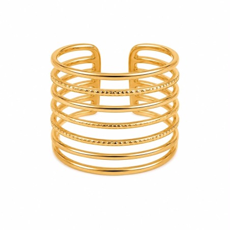 Anillo de diseño contemporáneo que destaca por su elegante composición de siete líneas paralelas cuidadosamente equilibradas.