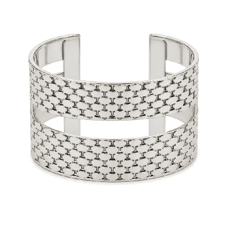 Brazalete tipo cuff de diseño ancho con elegante textura estilo cadena y acabado premium brillante color plata